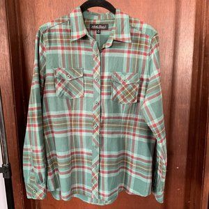 North River Outfitters Women's Flannel Shirt